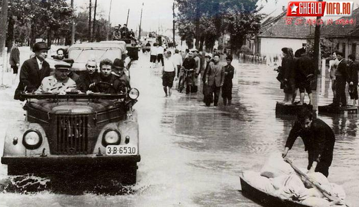 44 de ani de la POTOPUL CARE A MĂTURAT JUDEŢUL CLUJ: "Era apă pe toate străzile"