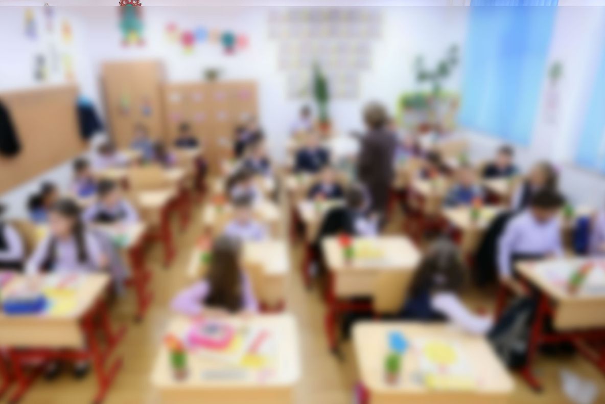 Chiloții la control. Decizie ORIBILĂ a unei directoare de școală din Satu Mare