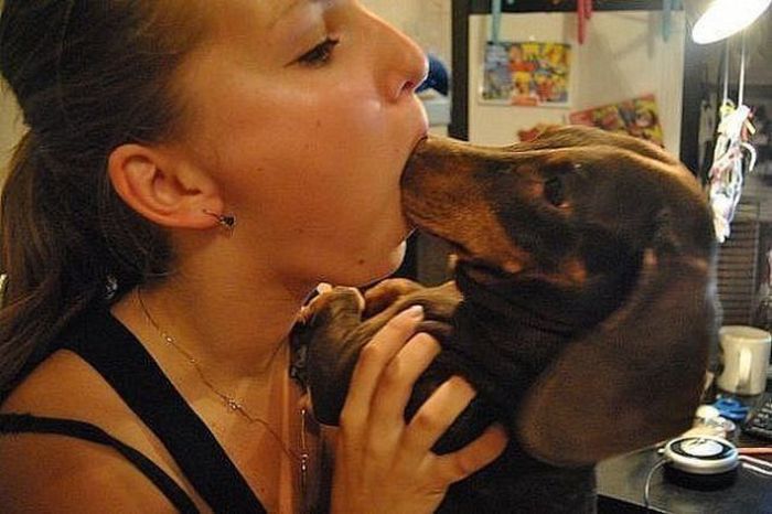 Au vrut să fie interesanţi, dar s-au făcut de râs. Galeria ciudaţilor pe reţelele de socializare