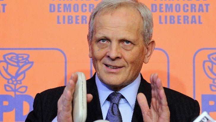 Stolojan: Nu a fost un răspuns cum trebuie de la Preşedinţie pe tema Ordonanţei privind doctoratul