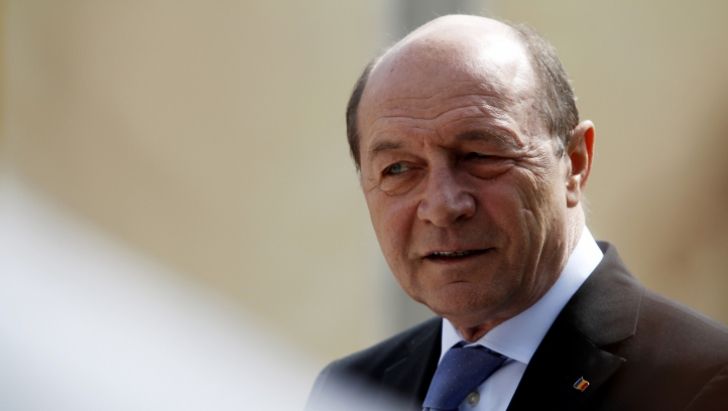Băsescu:Dacă am declanşa o politică de colectare a apei ce vine din ploi,putem iriga prin gravitaţie
