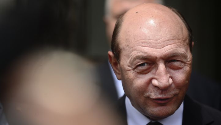 Băsescu: Dacă nu au opţiune pentru vreun partid, românii să vină şi să-şi anuleze votul