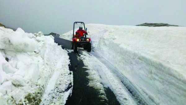ZĂPADĂ DE DOI METRI pe cel mai FRUMOS DRUM DIN ROMÂNIA 