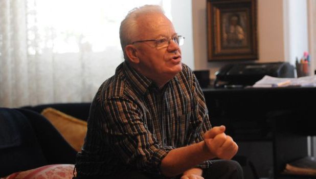 Uritescu ACUZĂ: Caramitru şi Mălăele câştigă SUME ASTRONOMICE