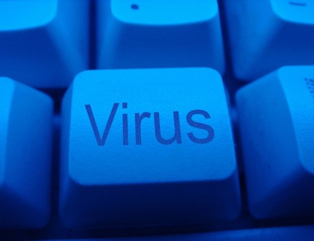 VIRUSUL "SATANIC" care atacă conturile de Facebook şi Yahoo Messenger!