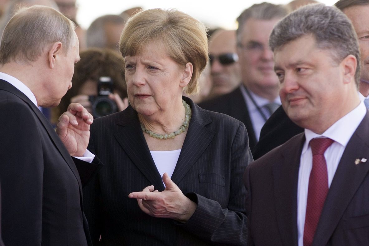 Întâlnire Putin - Poroşenko. Liderul rus evocă un acord pe tema livrării gazelor