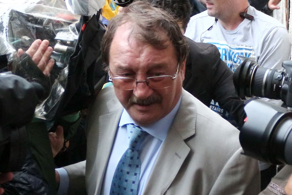 Pentru Mircea Băsescu și Căpățână, libertatea este o marfă care se poate cumpăra - motivare