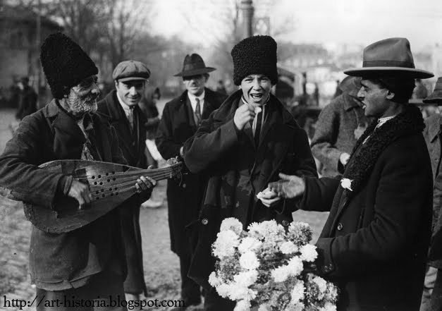 Imagini tulburătoare din Bucureştiul interbelic. Cât de săraci erau românii în acea perioadă 