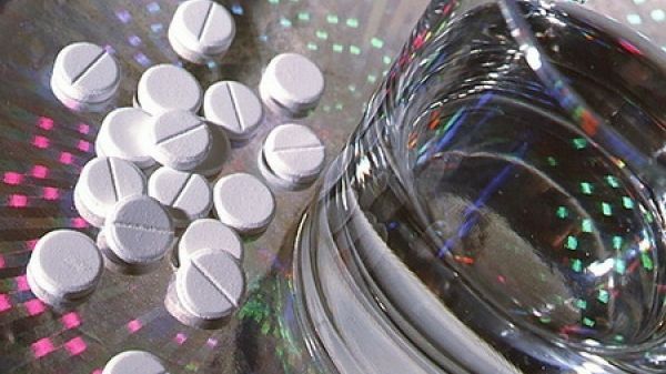 Efectul NEBĂNUIT al unui analgezic obişnuit. Face adevărate MINUNI 