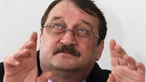 MIRCEA BĂSESCU: NU AM LUAT BANI DE LA BERCEA 