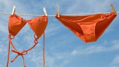 Costume de baie la modă, în 2015