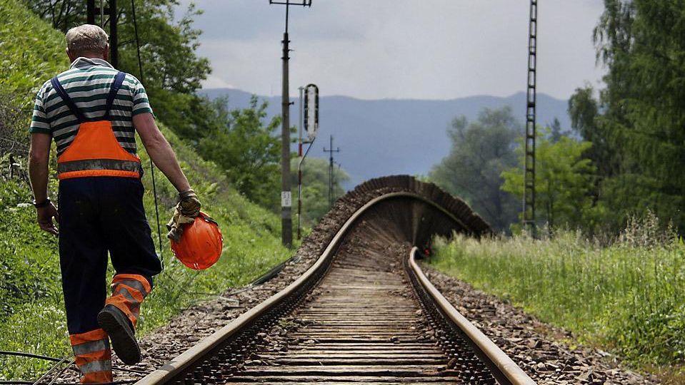 Închisoare pentru angajaţii care se sustrag de la stabilirea alcoolemiei - Legea privind siguranţa transportului pe calea ferată, PROMULGATĂ