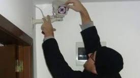 ŞCOALA DUPĂ 25 DE ANI. Ministru al Educaţiei: CAMERELE VIDEO, DE VINĂ pentru DEZASTRUL DE LA BAC