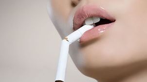 Ce se întâmplă cu CORPUL TĂU când te LAŞI de FUMAT