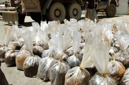 Poliția elenă a confiscat O TONĂ de heroină 