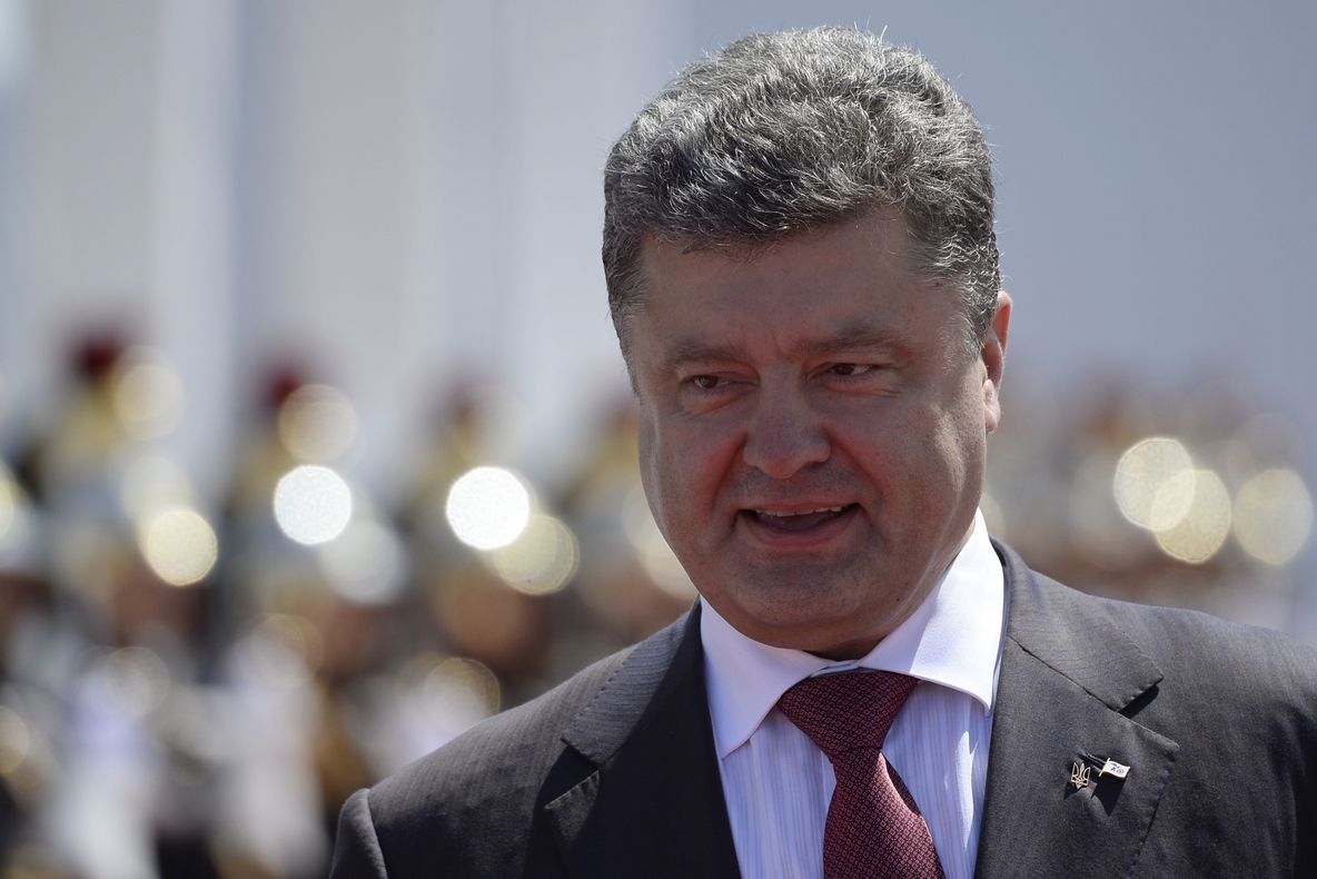 Petro Poroşenko a fost învestit în funcţia de preşedinte al Ucrainei. Cine este Poroșenko: BIOGRAFIE