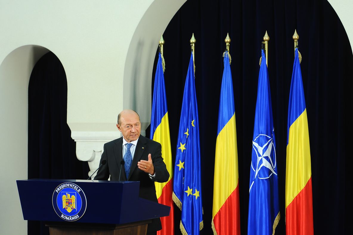 ÎCCJ sesizează CCR cu privire la IMUNITATEA PREŞEDINTELUI 