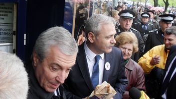 Dragnea, despre iniţiativa lui Tăriceanu: E mai greu să refacem USL, PNL a ieşit spărgând uşile