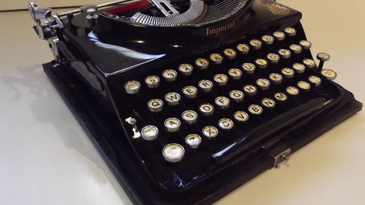 STENOGRAME. Vicepreședinte ANRE: Era în sevraj că le reduc tarifele de furnizare 