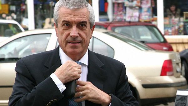TĂRICEANU vrea rapoartele SRI şi SPP pe protecția preşedintelui în cazul vizitelor la clanul BERCEA 