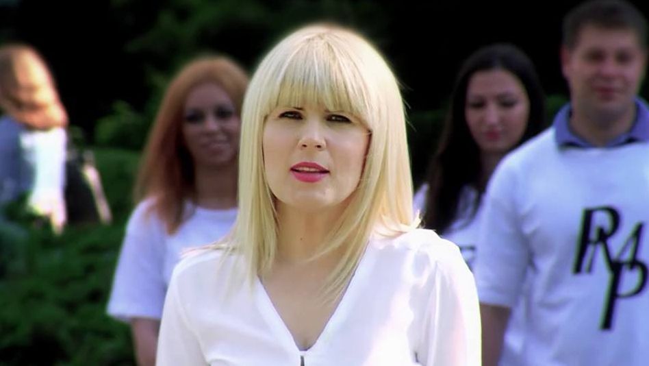 Elena Udrea: Există riscul să avem un candidat la prezidenţiale care să fie declarat incompatibil