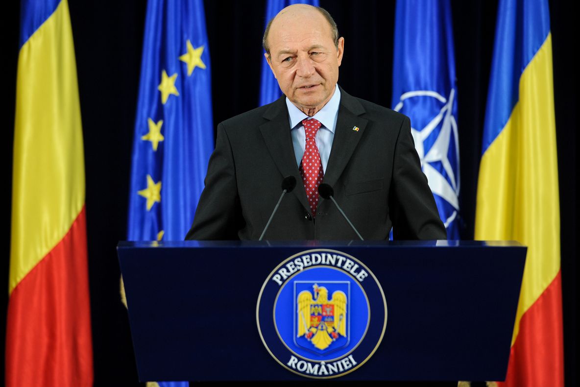 Băsescu: Fuziunea PDL-PNL nu e posibilă. Soluţia, un protocol de susţinere a candidatului dreptei