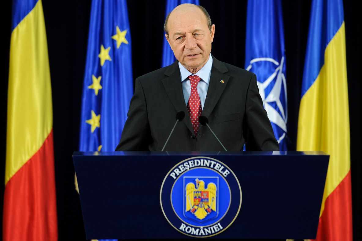 Traian Băsescu respinge salvarea primarilor INCOMPATIBILI