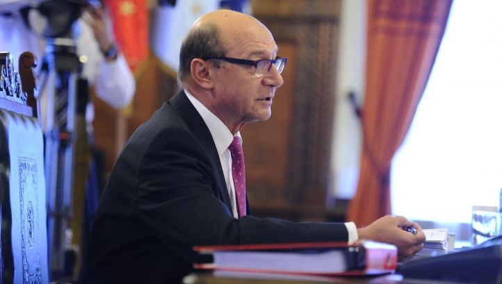 Ponta, pe Facebook: Au mai rămas doar 23 de săptămâni până când Băsescu va pleca de la Cotroceni