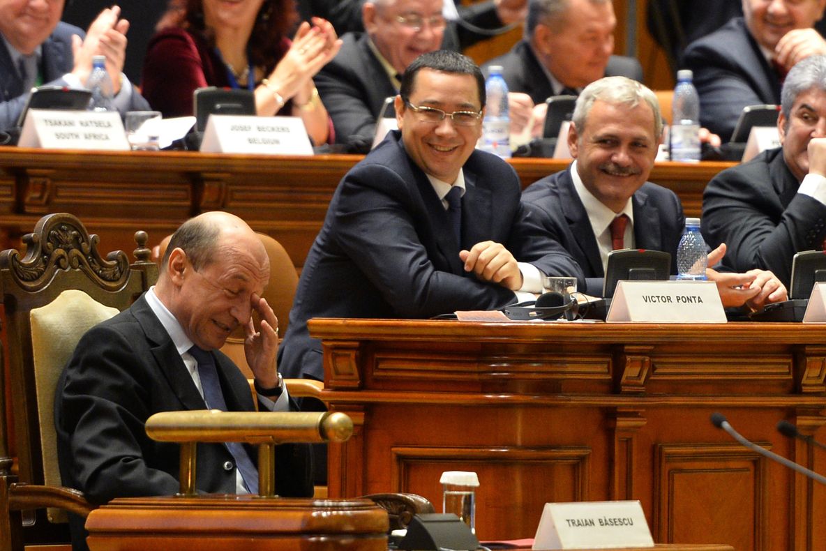 Traian BĂSESCU: VICTOR PONTA vrea control politic asupra DNA