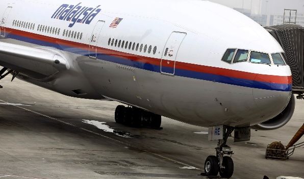 AVION DOBORÂT ÎN UCRAINA. Serviciile secrete americane ar fi înregistrat lansarea rachetei