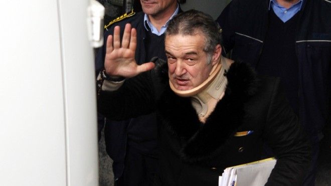 Anchetă la Penitenciarul Poarta Albă, după reclamaţiile lui GIGI BECALI 