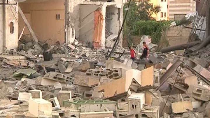 Măcel în Gaza: 121 de oameni ucişi în raidurile israeliene. SUA oferă mediere