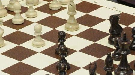 O campioană la șah reprezintă România în competiţia Miss Grand International 2014