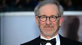 Regizorul Steven Spielberg, ținta unei farse pe Facebook