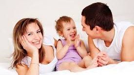 Vrei un bebeluş? Iată cele mai mari 10 schimbări de viaţă aduse de un copil