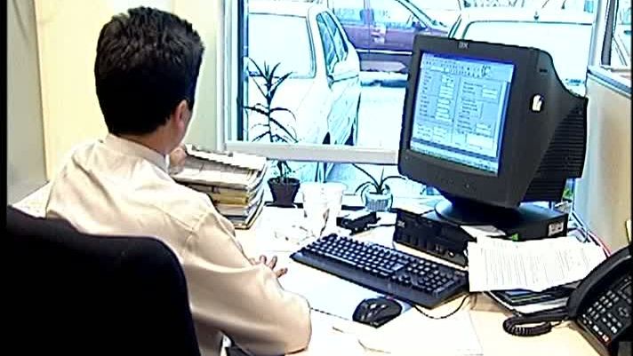 "MUNCIŢI MAI PUŢIN!". Recomandările uluitoare ale unui MILIARDAR 