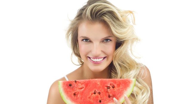 6 motive pentru care este bine să mănânci PEPENE ROŞU 