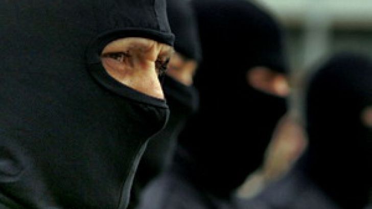 Suspecţii în cazul Medas cumpărau terenuri şi le revindeau fictiv la preţuri de 100 de ori mai mari 