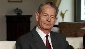 INCREDIBIL! Gabriela Firea a premiat un om care l-a turnat la Securitate pe Regele Mihai