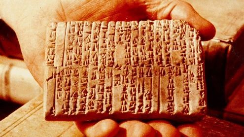 MINCIUNILE impuse de RELIGIE, demascate de tăbliţele de la Ebla 