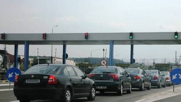 Taxa de pod de la Fetești ar putea fi suspendată până la începutul lunii august