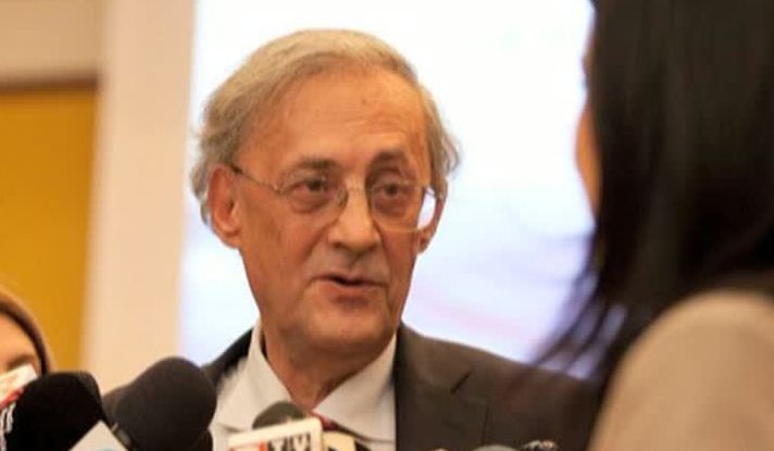 Şeful medicilor din România, îndepărtat din toate funcţiile publice