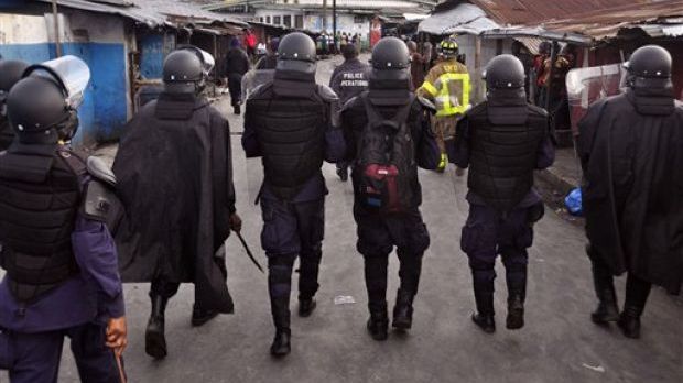 CREMATORIUL din Capitala Liberiei NU face faţă numărului morţilor de EBOLA