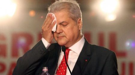 Unde își petrece Adrian Năstase prima noapte de libertate. Prima declarație a fiului său