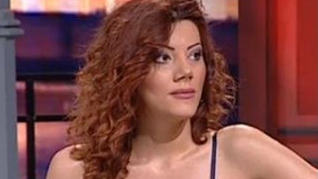 Noua iubită a lui Adrian Cristea, cu sânii la vedere