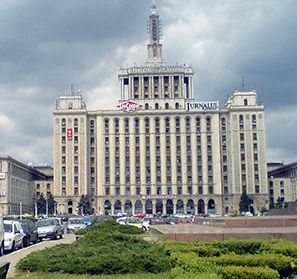 MOARTE SUSPECTĂ în București, în CASA PRESEI