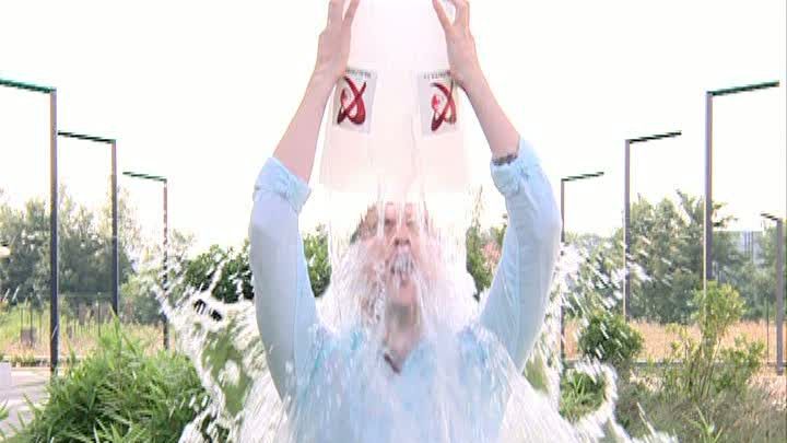 DUŞUL cu GHEAŢĂ. Realitatea TV vă provoacă să donaţi pentru bolnavii de pe listele de aşteptare