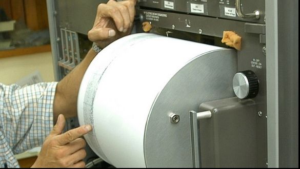 O nouă zi, un nou cutremur de 5 grade pe scara Richter!