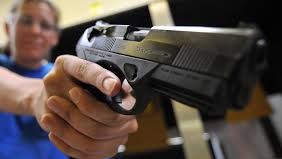 Caz cutremurător în Grecia. Un tată şi-a ucis fiul prin împuşcare 