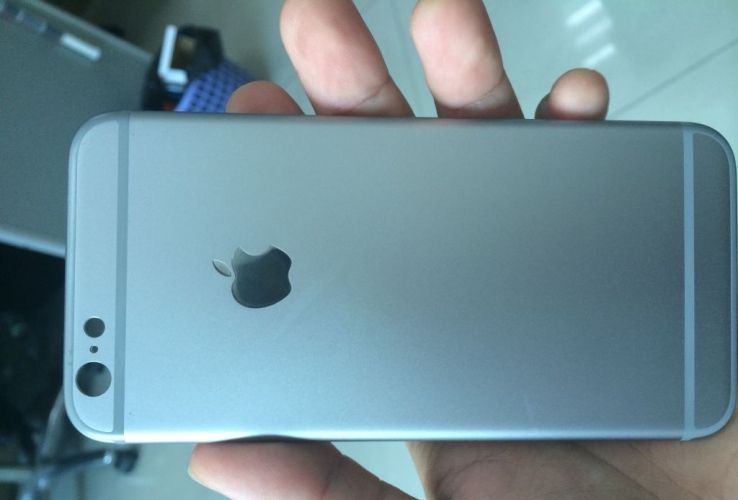 UIMITOR. Cele mai spectaculoase imagini cu noul IPHONE 6 